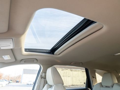 Used 2020 Acura MDX SH-AWD image 18