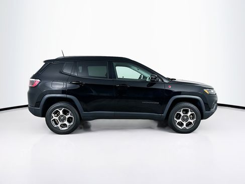 Used 2022 Jeep Compass Trailhawk AWD/4WD image 10