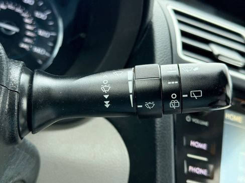 Used 2018 Subaru Forester 2.5i Premium image 27