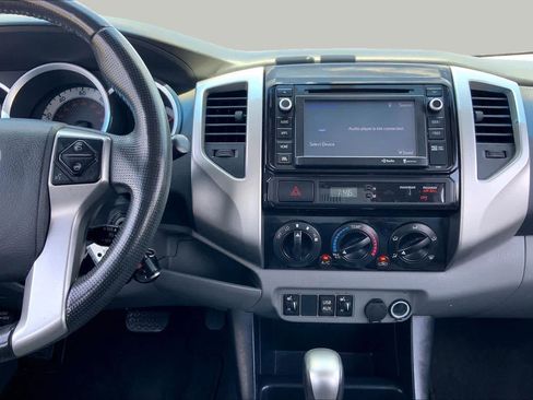 Used 2014 Toyota Tacoma PreRunner w/ Limited Package RWD image 6