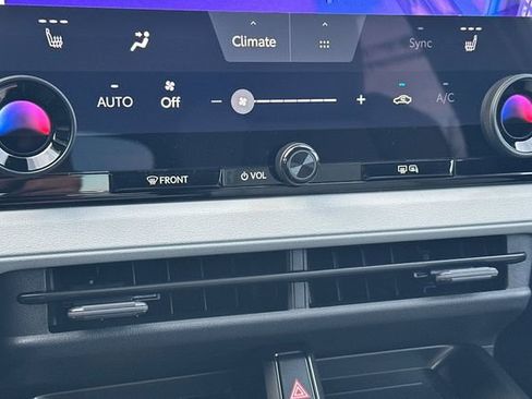 New 2026 Subaru Solterra Premium image 18