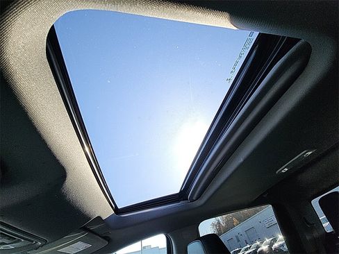 Used 2023 GMC Sierra 2500 Denali w/ Technology Package image 29