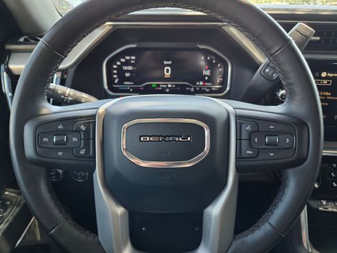 Used 2024 GMC Sierra 2500 Denali w/ Denali Reserve Package AWD/4WD image 11