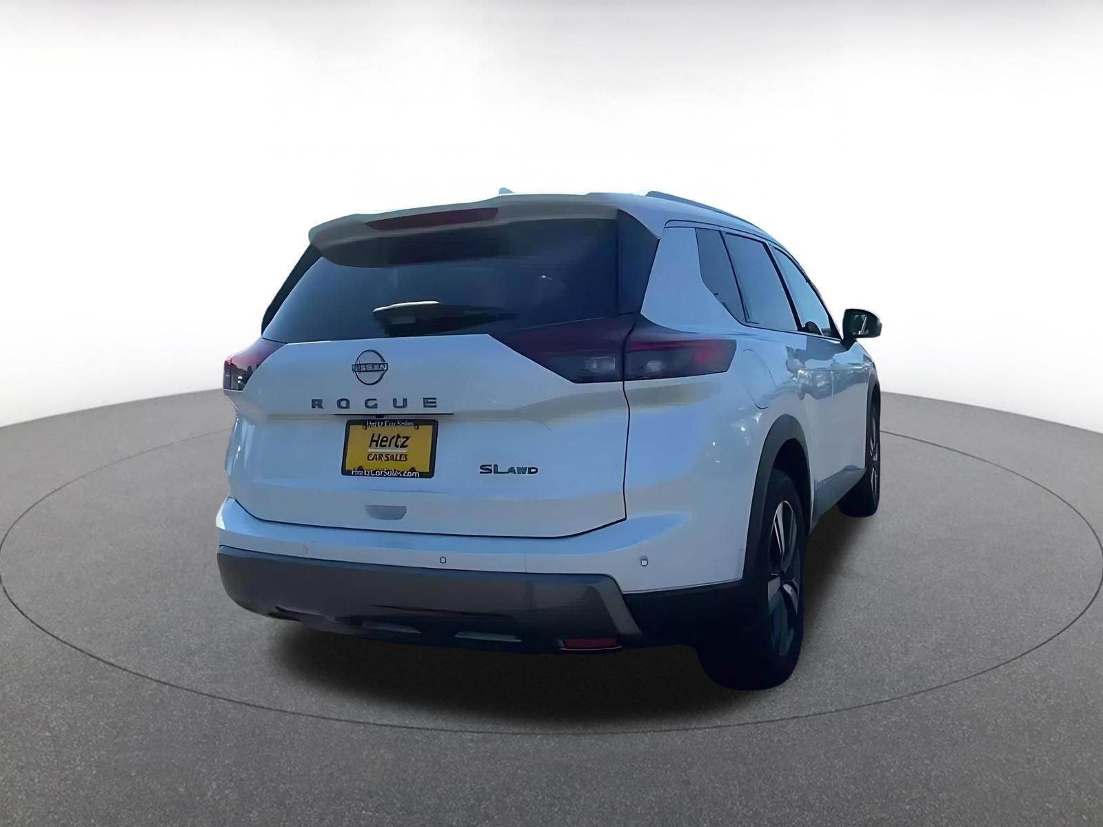Used 2026 Nissan Rogue SL AWD/4WD image 14