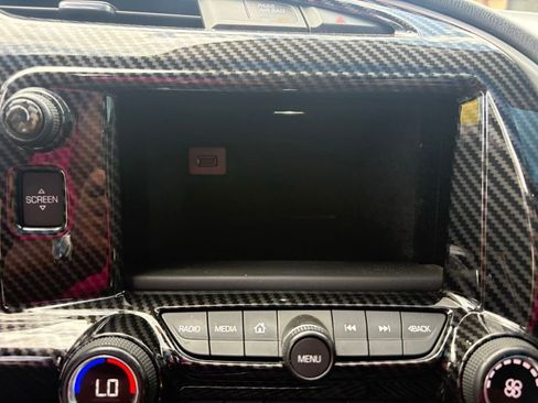 Used 2016 Chevrolet Corvette Stingray Coupe w/ Carbon Flash Badge Package image 26