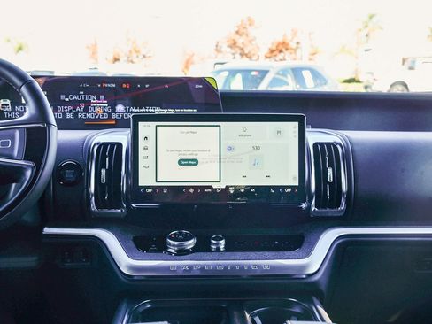 New 2025 Ford Expedition Tremor image 13