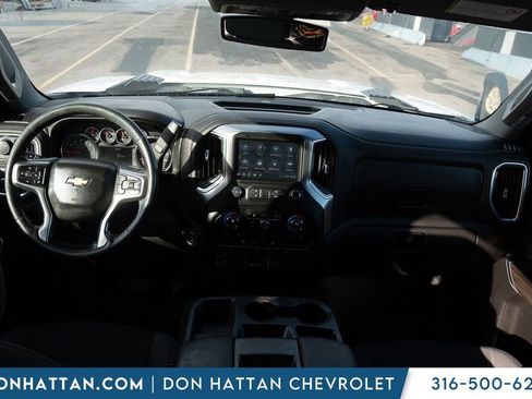 Used 2020 Chevrolet Silverado 2500 LT w/ Convenience Package image 4