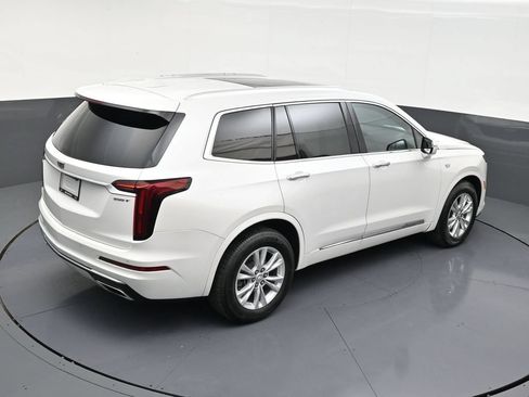 Used 2021 Cadillac XT6 Luxury FWD image 19
