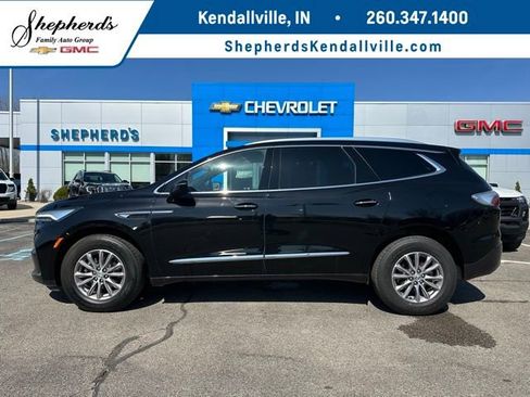 Used 2024 Buick Enclave Essence w/ Technology Package image 1