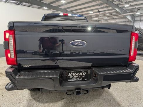 Used 2023 Ford F250 Lariat w/ Tremor Off-Road Package image 4