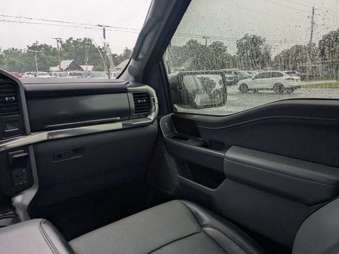 Used 2021 Ford F150 Lariat AWD/4WD image 14