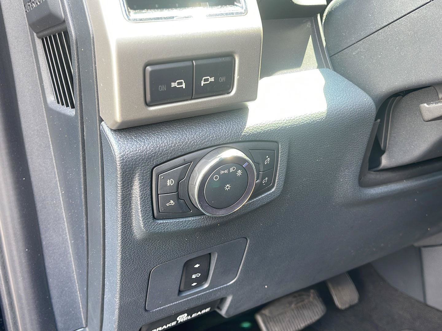 Used 2022 Ford F250 Lariat AWD/4WD image 16