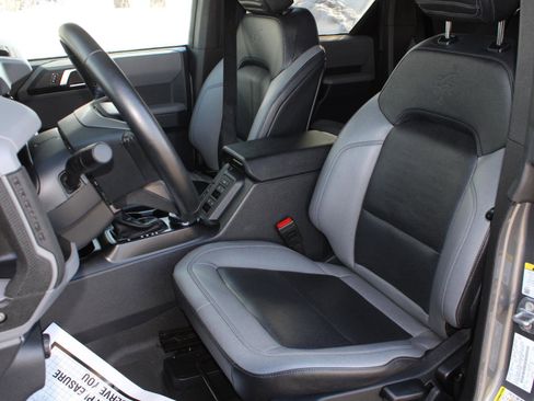 Used 2023 Ford Bronco Big Bend image 18