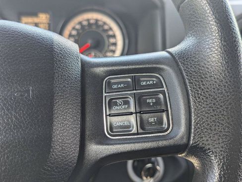 Used 2017 RAM 1500 Express AWD/4WD image 17