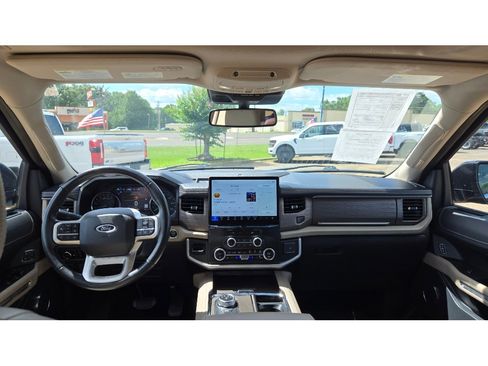 Used 2024 Ford Expedition Max Limited RWD image 21