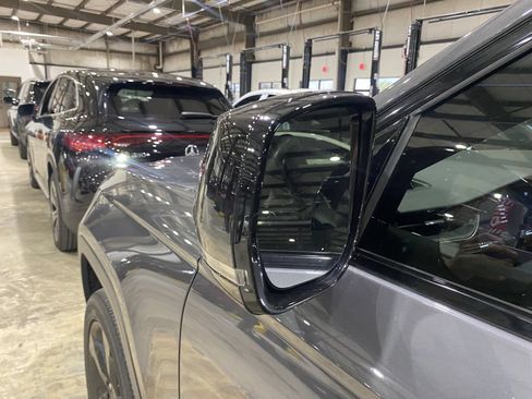 Used 2021 Jeep Grand Cherokee L Laredo RWD image 19
