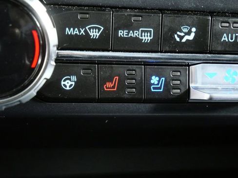 Certified 2024 Ford F150 Lariat AWD/4WD image 26
