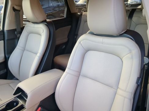 New 2026 Lincoln Corsair Reserve image 10