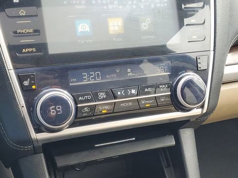 Used 2018 Subaru Outback 2.5i Limited image 28