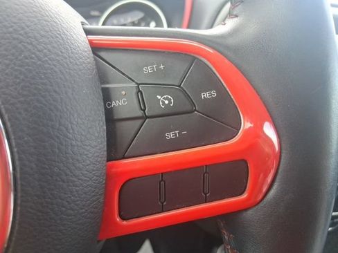 Used 2019 Jeep Compass Trailhawk w/ Cold Weather Group AWD/4WD image 20