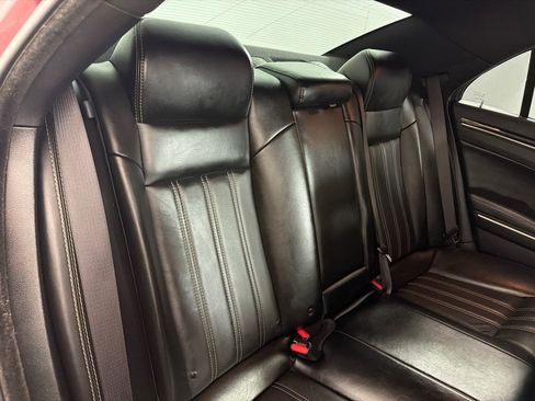 Used 2019 Chrysler 300 S RWD image 15