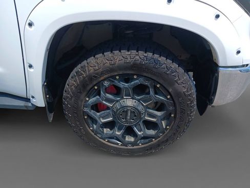Used 2021 Toyota Tundra SR5 AWD/4WD image 15