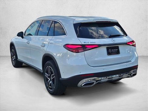 Certified 2026 Mercedes-Benz GLC 300 image 7