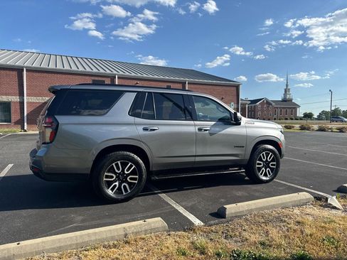 Used 2021 Chevrolet Tahoe Z71 w/ Luxury Package image 4