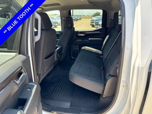 Used 2023 Chevrolet Silverado 1500 LT RWD image 6