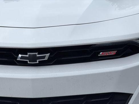 Used 2020 Chevrolet Camaro SS RWD image 35