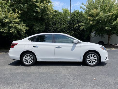 Used 2019 Nissan Sentra SV FWD image 10