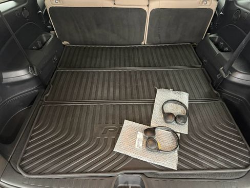 Used 2016 Honda Pilot Touring image 31