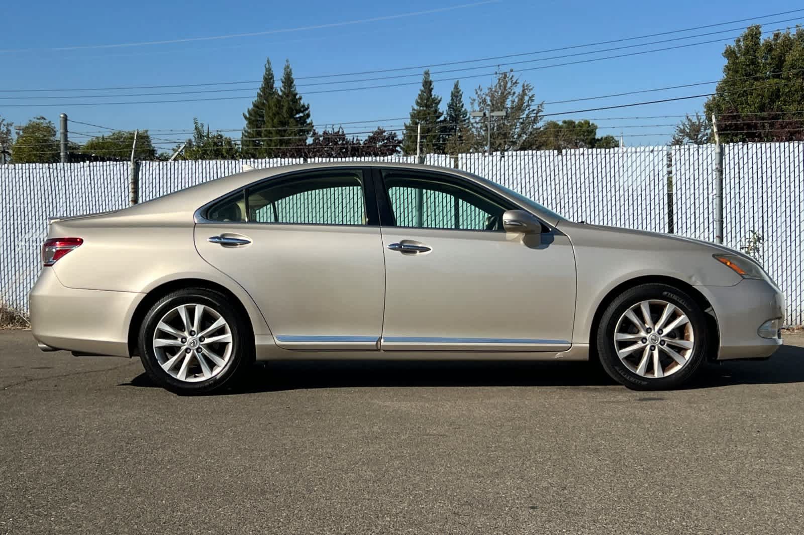 Used 2012 Lexus ES 350 FWD image 6