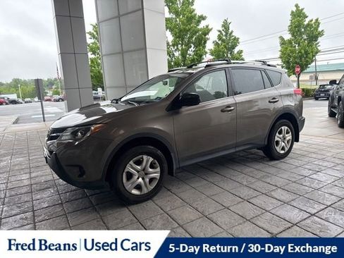 Used 2014 Toyota RAV4 LE AWD/4WD image 16