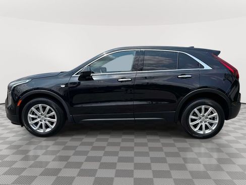 Used 2022 Cadillac XT4 Luxury w/ Cold Weather Package AWD/4WD image 5