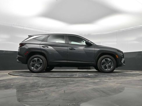 New 2026 Hyundai Tucson Blue SE image 37