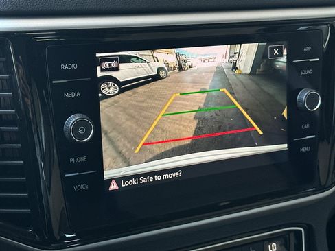 Used 2023 Volkswagen Atlas Cross Sport SE w/ Panoramic Sunroof Package FWD image 19