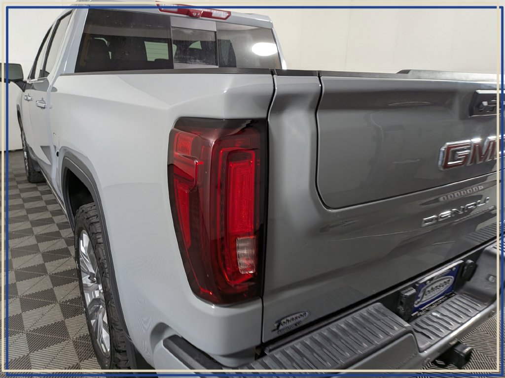 Certified 2025 GMC Sierra 1500 Denali AWD/4WD image 11