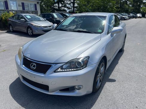 Used 2013 Lexus IS 350C w/ Luxury Pkg RWD image 2