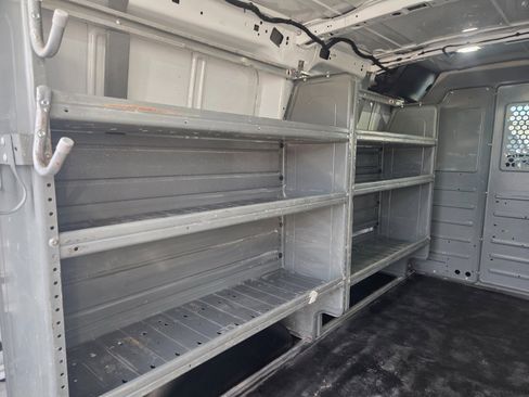 Used 2020 Ford Transit 250 Low Roof RWD image 12