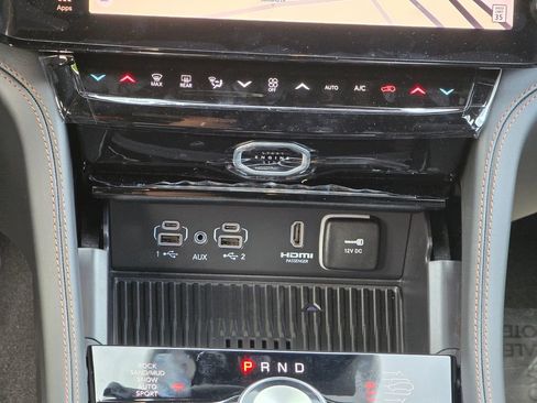 New 2026 Jeep Grand Cherokee L Summit AWD/4WD image 31