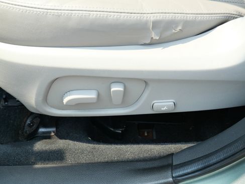 Used 2016 Subaru Forester 2.5i Limited w/ Popular Package #2 AWD/4WD image 19