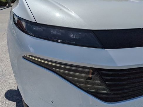 New 2025 Nissan Murano SL image 13