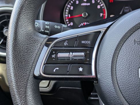 Used 2023 Kia Forte LXS image 14