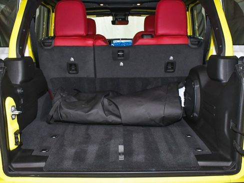 Used 2024 Jeep Wrangler Unlimited Rubicon 392 image 73