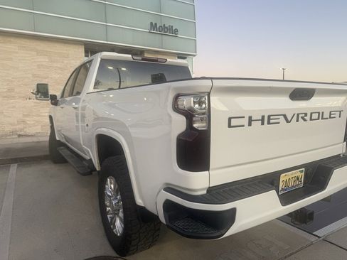 Used 2021 Chevrolet Silverado 2500 W/T w/ Gooseneck/5TH Wheel Package image 2