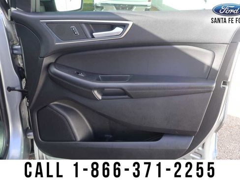 Used 2024 Ford Edge SEL image 25