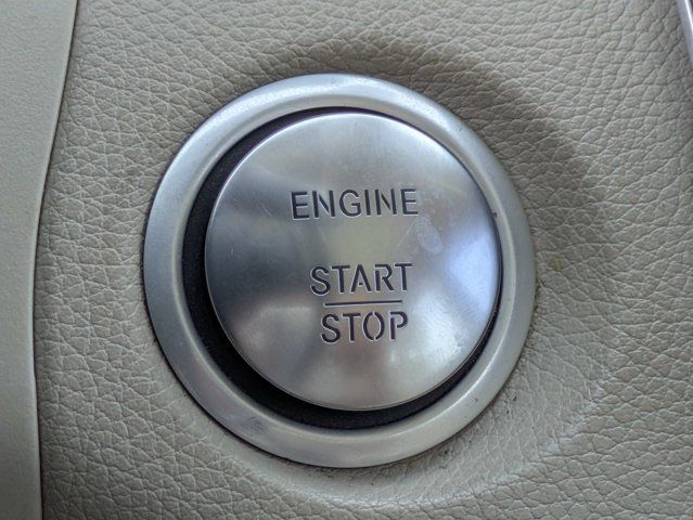 Used 2019 Mercedes-Benz GLC 300 4MATIC image 31