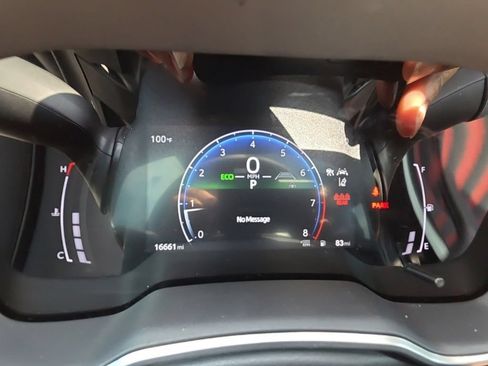 Used 2025 Toyota Corolla XSE FWD image 27