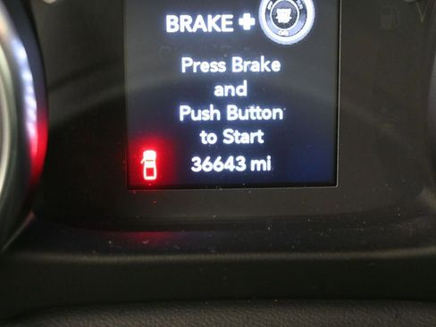 Used 2023 Jeep Gladiator Sport image 18